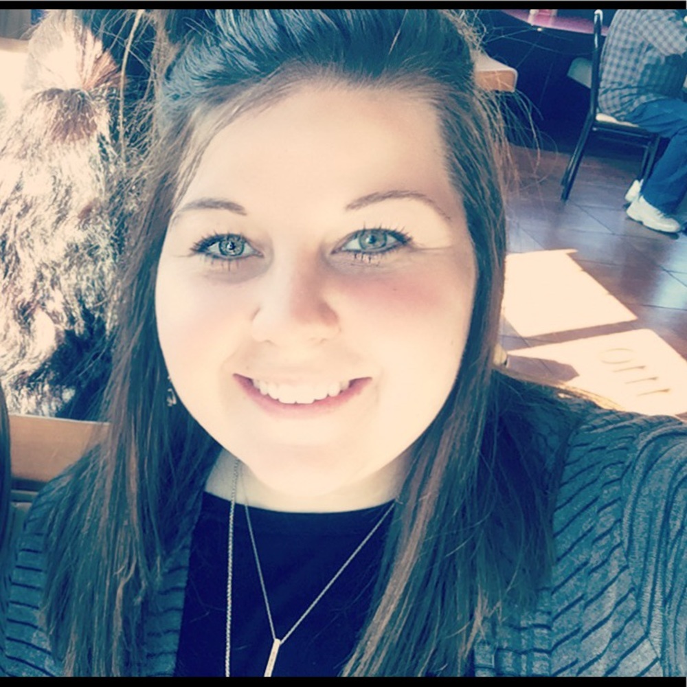 Meet your Posher, Ashley